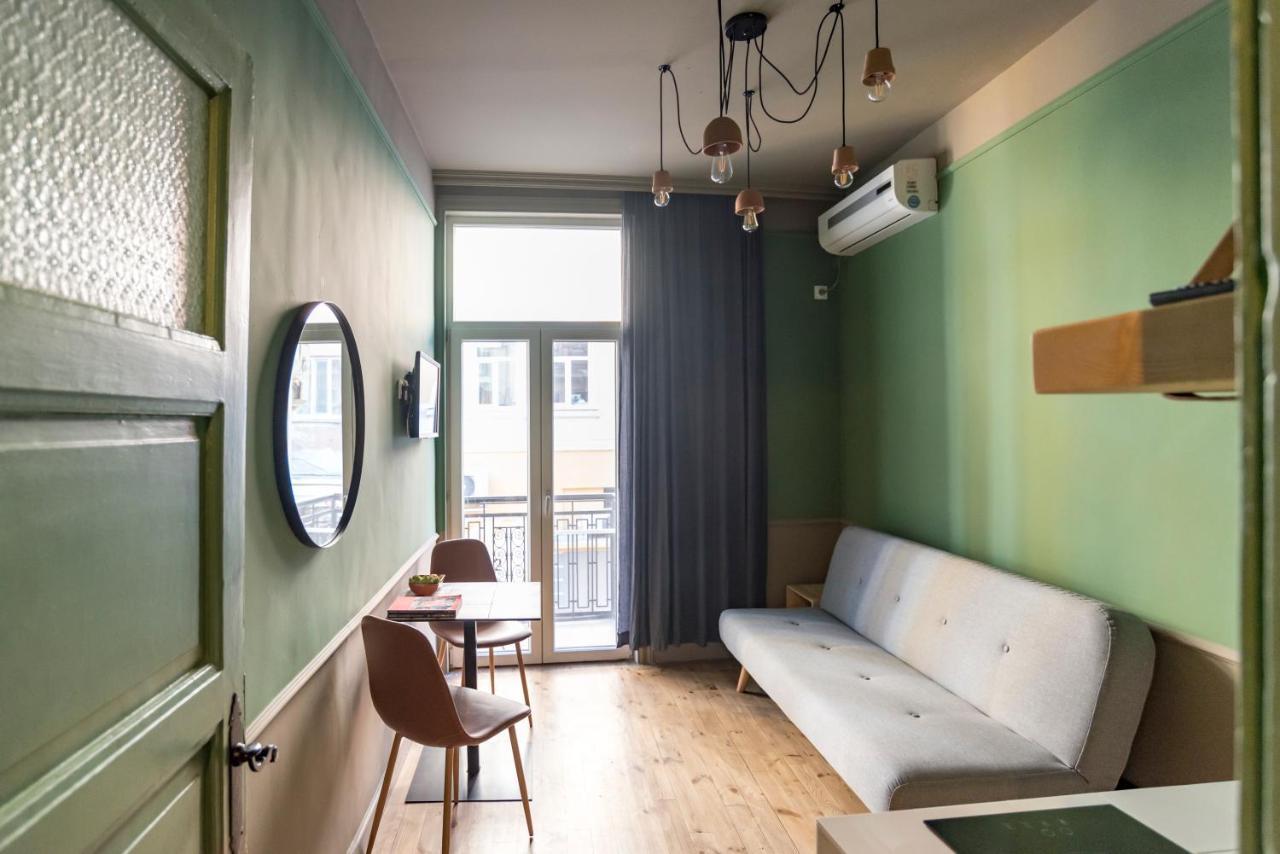 Apartment Beautiful Location Mouse